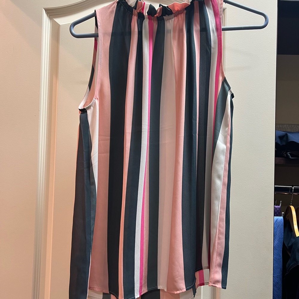 NWT Loft sleeveless blouse XS